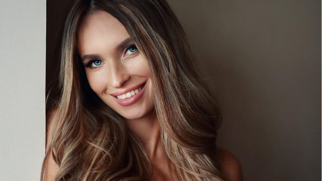 Блондинка из Челябинска попала в топ-100 самых красивых девушек страны