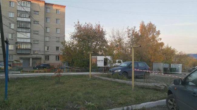 Всё в Челябинске хорошо. Но не везде. Например, на АМЗ тихо замерзают четыре многоквартирных дома по ул.Трактовой 😶 