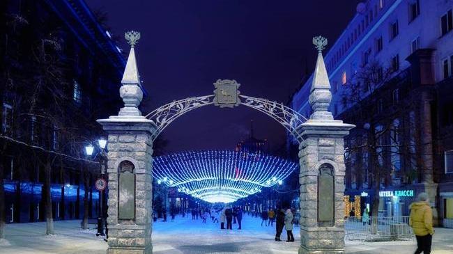 Сладких снов, любимый город! ✨ Друзья, рассказывайте, как прошла ваша рабочая неделя?