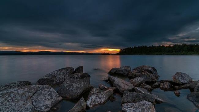 Вот и подходит к концу лето... Мы подготовили для вас подборку ярких летних закатов на озере Кисегач! 