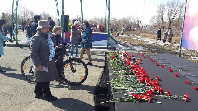 В Челябинске три тысячи горожан поддержали акцию против терроризма