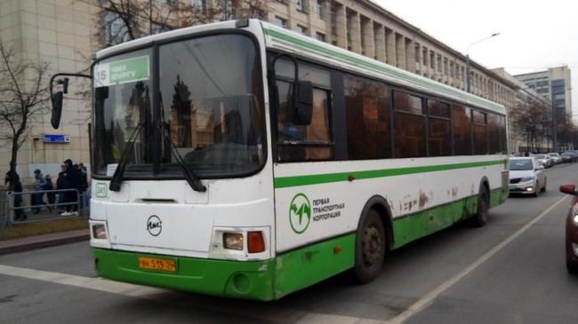 Меньше ждать на остановке: в Челябинске увеличат число автобусов на муниципальных маршрутах 