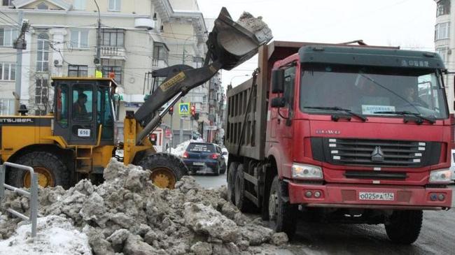 Власти Челябинска выписали 700 штрафов за плохую уборку снега