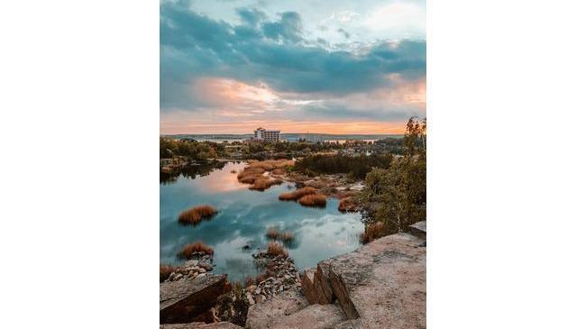 Замечательный вид на Изумрудный карьер!💜