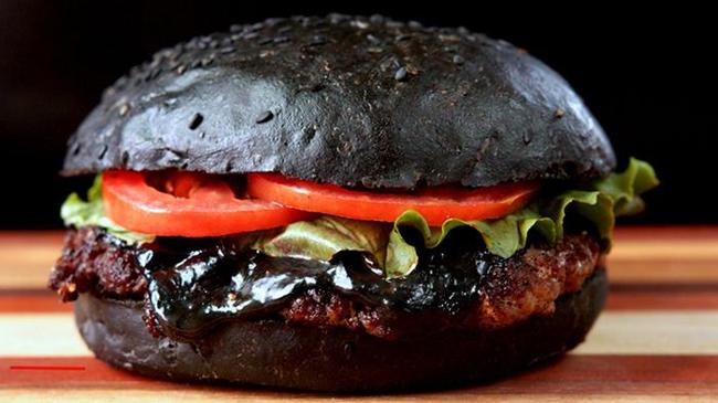В Челябинске появится Black Star Burger