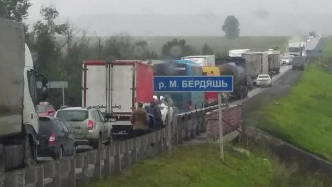🚗 На трассе М5 "Урал" образовалась многокилометровая пробка 🚗