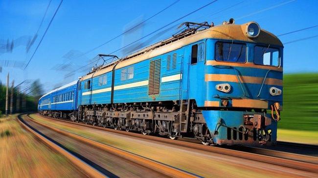 Пенсионера-нарушителя сбил поезд на станции Челябинска