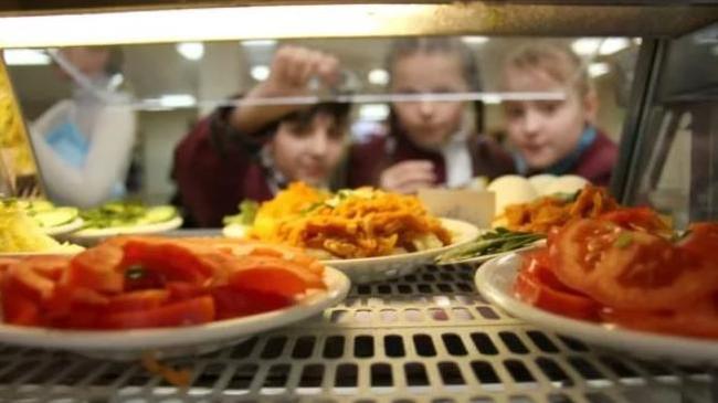 Школы Челябинска вкусно кормят детей