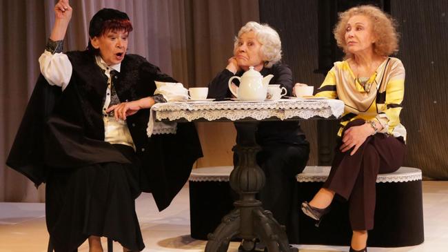 СПЕКТАКЛЬ / КОМЕДИЯ "Девичник над вечным покоем"