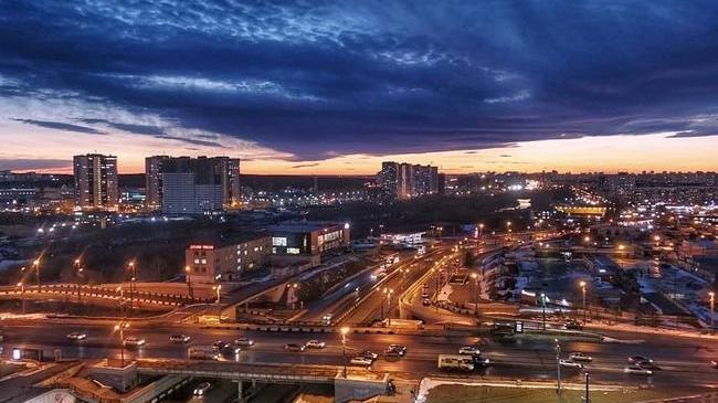 Спокойной ночи, Челябинск! 🌕 Друзья, рассказывайте, какая из новостей поразила вас больше всего? 😉