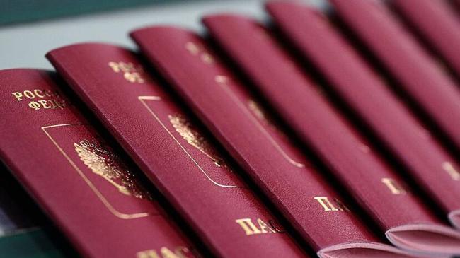 Действие паспортов и водительских удостоверений продлевается в России