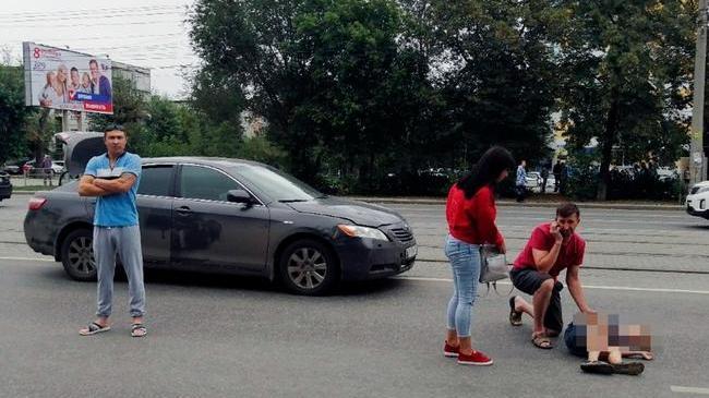 «Не тормозила перед пешеходным». В центре Челябинска иномарка сбила 8-летнего ребенка