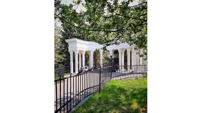 Утром дождь... Днем - град... К вечеру солнышко вовсю светит! Погода в Челябинске умеет удивлять! 😉