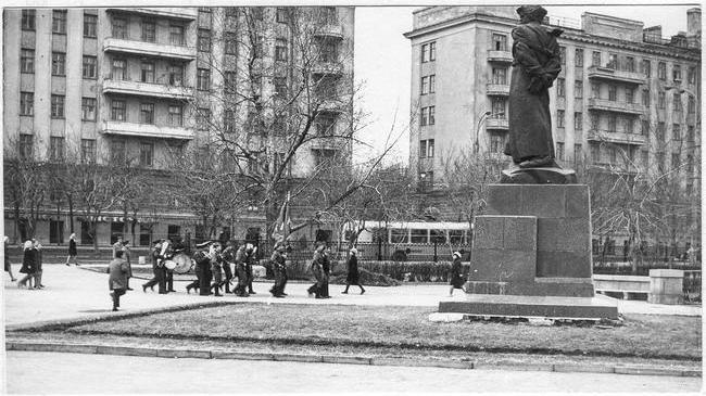 📌 Алое поле: 70-ые года 