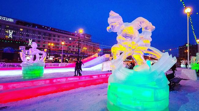 Ледовый городок 2018 на площади Революции ✨🎄❄️