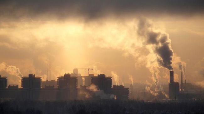 В Челябинске продлили режим неблагоприятных метеоусловий