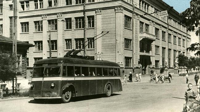 Улица Спартака (Проспект Ленина), 1945 г.
