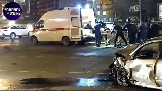 ⛔ Четверо пострадали в ДТП с такси