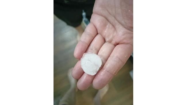 🌨️ Град накрыл Челябинск
