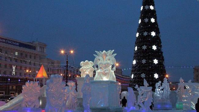 🎅 На площади Революции сегодня, 6 января, пройдёт праздничная программа «Однажды в сочельник»