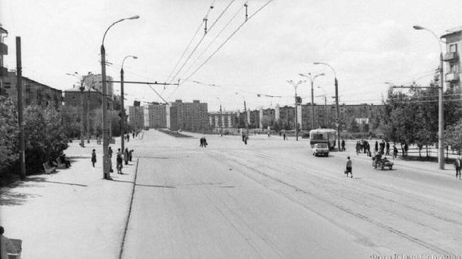 Район Авроры, 70е годы. Снято с улицы Гагарина в сторону улицы Дзержинского