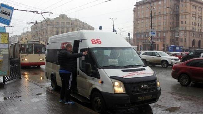 Бастовавшие маршрутки в Челябинске снизили цену проезда