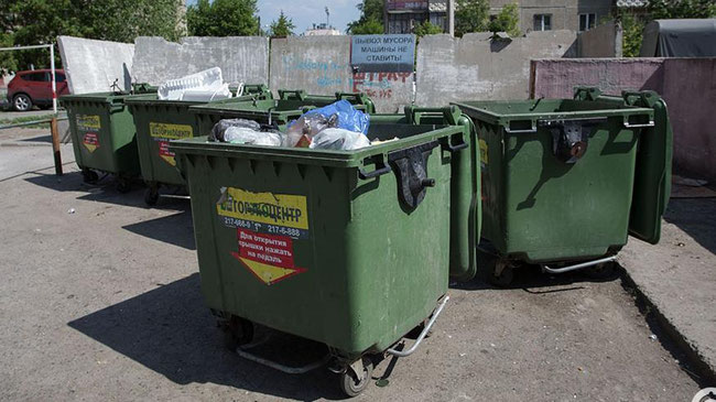 Тело младенца обнаружили возле мусорных контейнеров в Челябинске