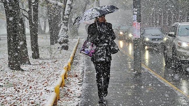❄ "Достаем тёплые вещи и зимнюю обувь!". Синоптики предупреждают, что уже в ближайшие сутки в регионе пройдёт мокрый снег