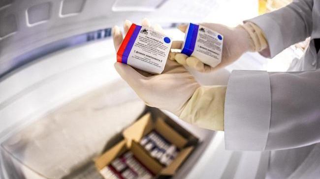 🦠💉 В Челябинскую область поступила первая партия вакцины от коронавируса. 