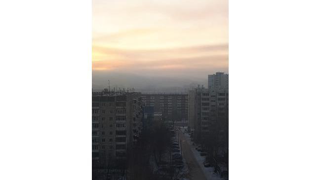 😨 Второй день шапка над Челябинском, режет глаза и тяжело дышать