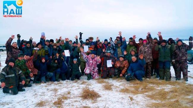🎏 Фестиваль по подлёдному лову «Ловим окуня на мормышку» прошел на озере, на которое ещё совсем недавно не пускали рыбаков.