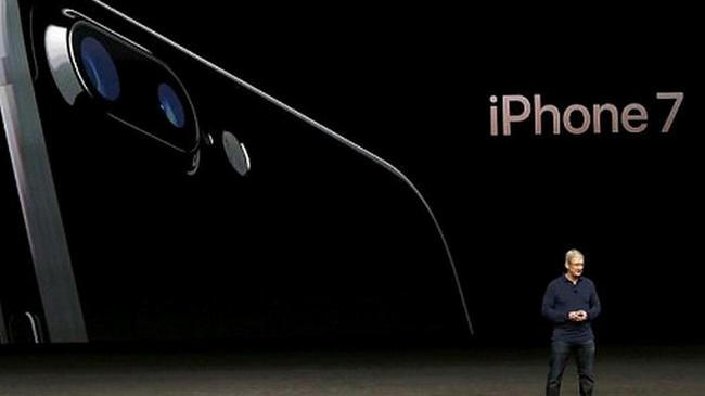 iPhone 7 — Сколько челябинцу работать на новый смартфон? Что можно купить на эти деньги? 