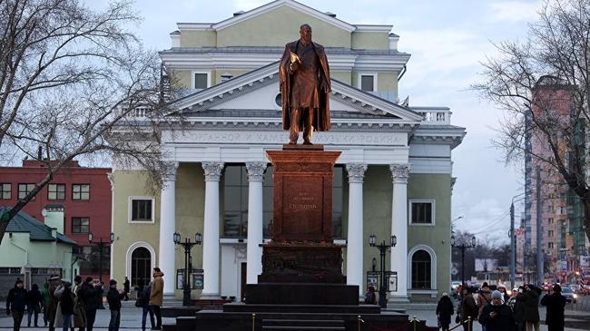 В Челябинске с третьей попытки открыли памятник Столыпину