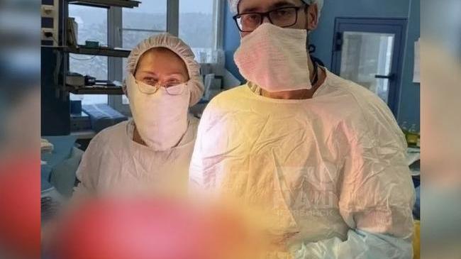 👩‍⚕️ У челябинки нашли опухоль размером с ребенка