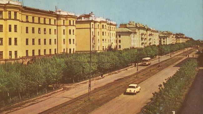 📅 Улица Гагарина, 1967 год. ❓Узнаете родные места? ☺