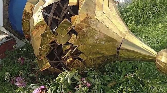 😰 Ураган разрушил купол старинной церкви