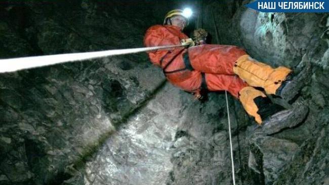 ⛏ Челябинский альпинист спустился в столетнюю заброшенную шахту
