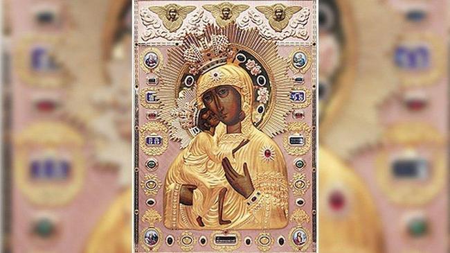 Феодоровскую икону Божией Матери на неделю привезут в Челябинск‍