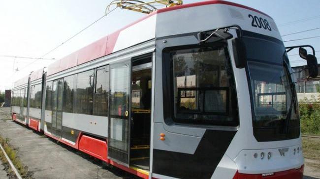 🚋 В Челябинске новый трамвай простаивает в депо: его до сих пор не начали чинить