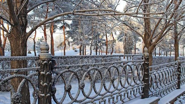 С добрым утром, любимый город! 😊 Наконец наступила пятница! Еще немного и впереди целые выходные! 😎 Челябинцы, как настроение?